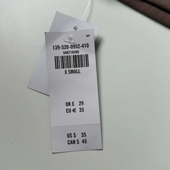 Abercrombie Athletic Top - Picture 3 of 3